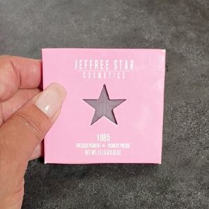 Jeffree Star Pink Pressed Pigment Eyeshadow - 1985